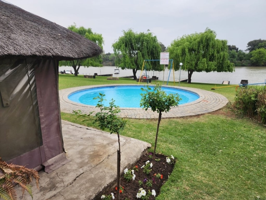 3 Bedroom Property for Sale in Louterwater Free State